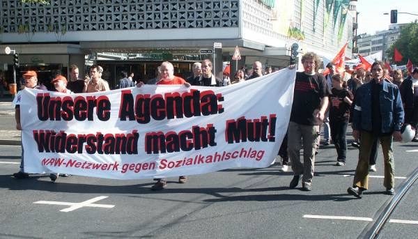 Demonstration in DÃ¼sseldorf 18.09.04